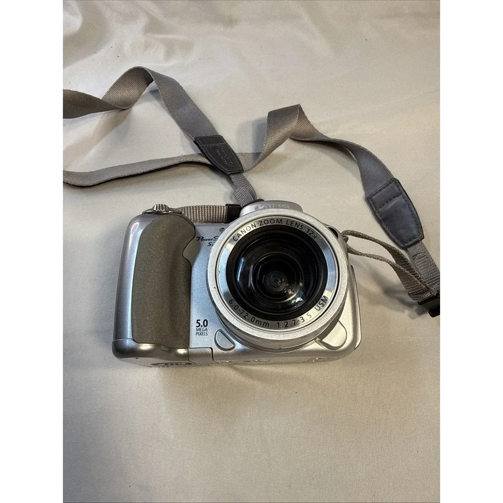 Canon PowerShot S2 IS 5.0MP Digital Camera - Silver As-Is W/cap & Strap